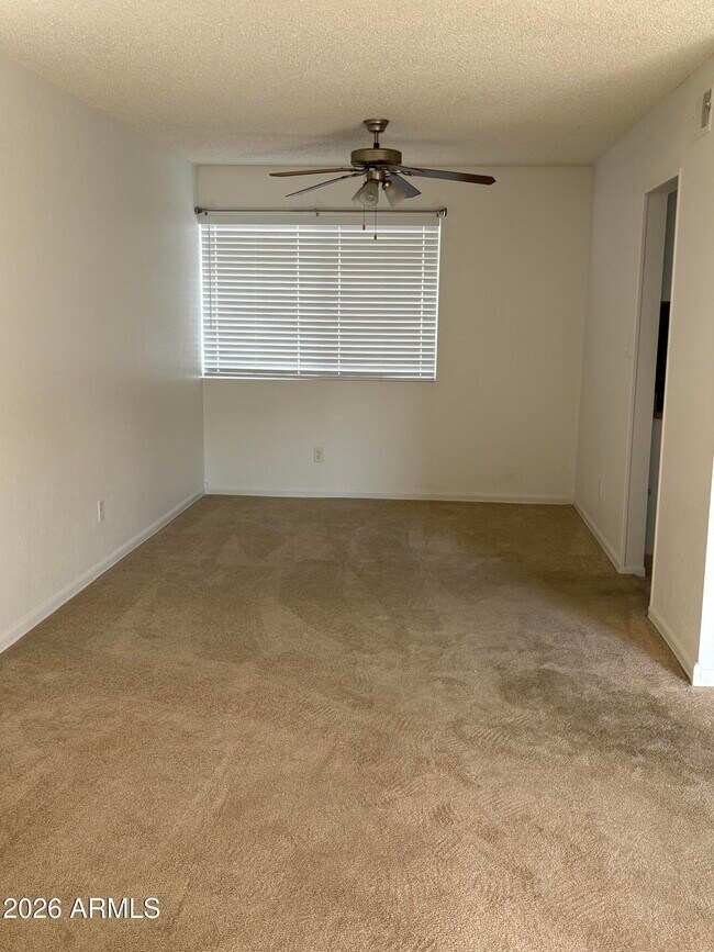 Building Photo - 7141 N 16th St