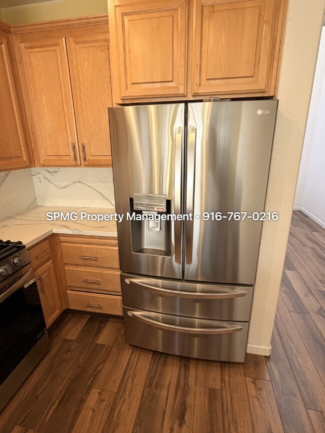 Building Photo - Beautifully Maintained 3 Bed / 2.5 Bath Home in South Natomas — New Appliances & Community Amenit...