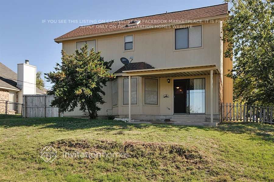 Building Photo - 4901 St Thomas Pl