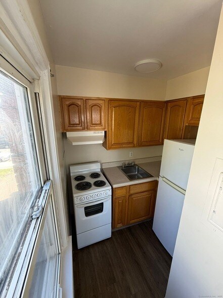 Primary Photo - 52 McKinley Ave