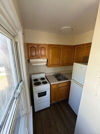 Building Photo - 52 McKinley Ave