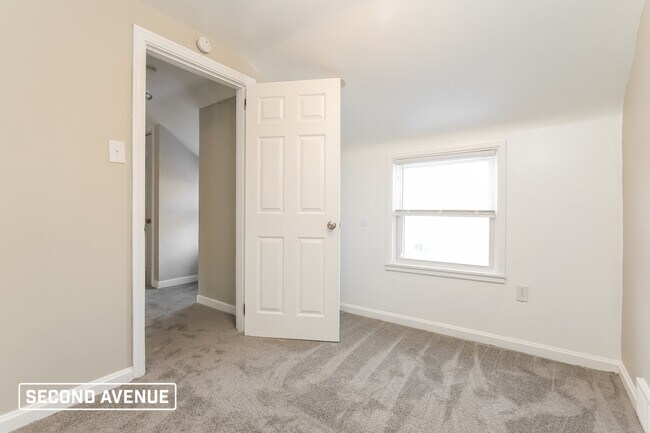 Building Photo - 928 Kennedy Dr
