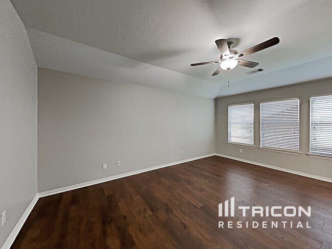 Building Photo - 10818 Harston Dr