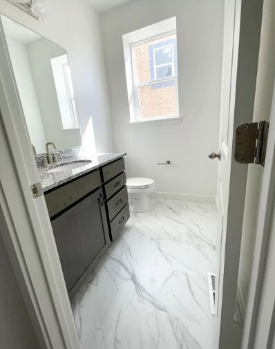 Building Photo - 4084 W Harmony Dr