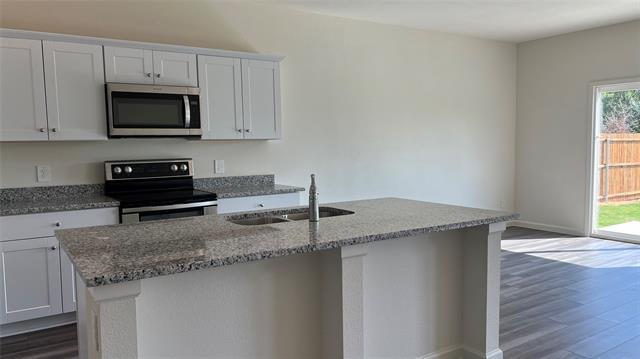 Building Photo - 702 Camden Dr