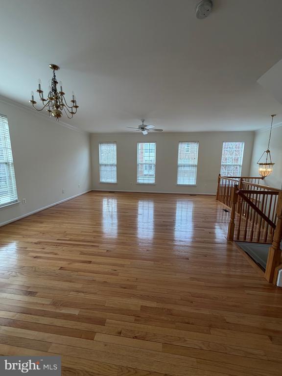 Building Photo - 6256 Shackelford Terrace