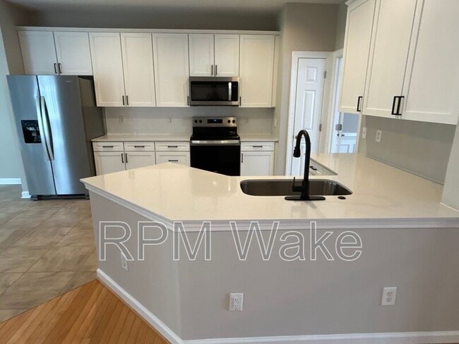 Building Photo - 1100 Kirkeenan Cir