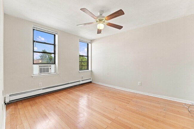 Building Photo - 1677 John F. Kennedy Blvd