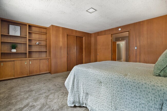Building Photo - 2378 N 69th St