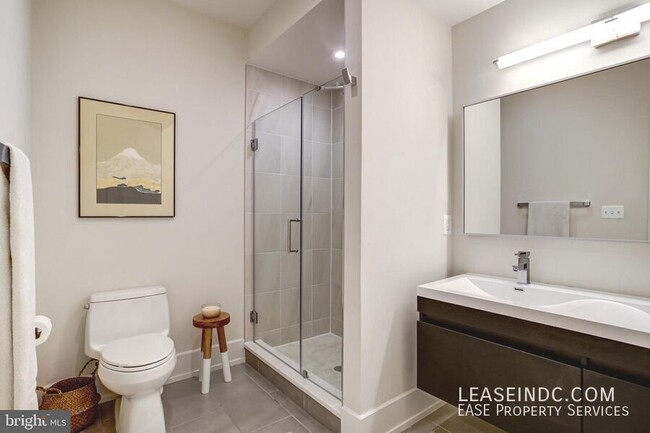 Building Photo - 3467 Holmead Pl NW