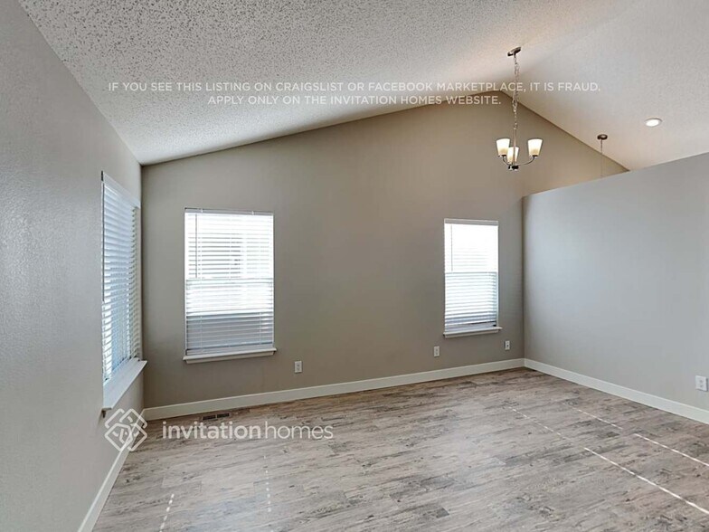 Building Photo - 624 Blackmore Pl