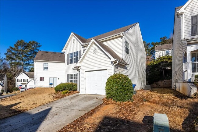 Building Photo - 400 Spring Head Dr SE