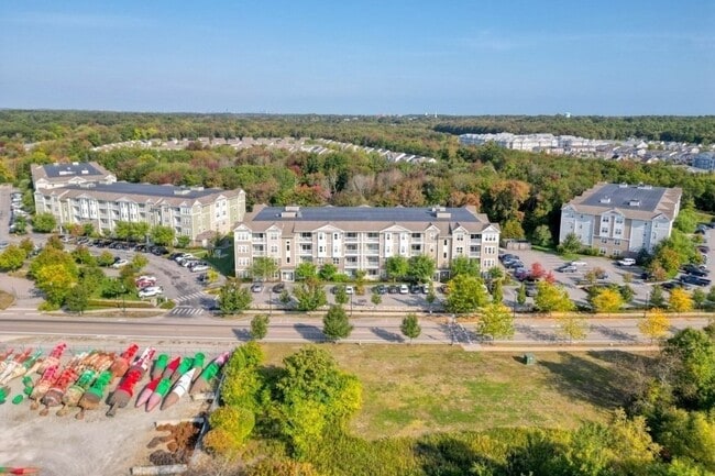 Building Photo - YmoBlk