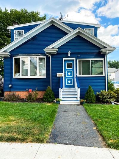 Building Photo - 92 Mill St