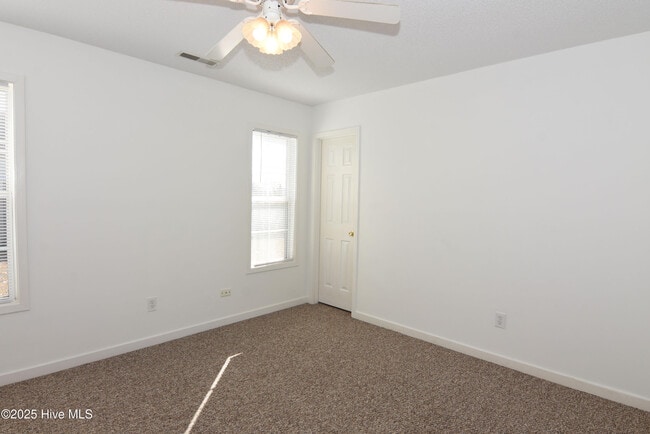 Building Photo - 309 Bridgeton Ct