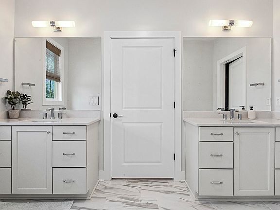 Building Photo - Build Equity While Leasing - Lease and Own...