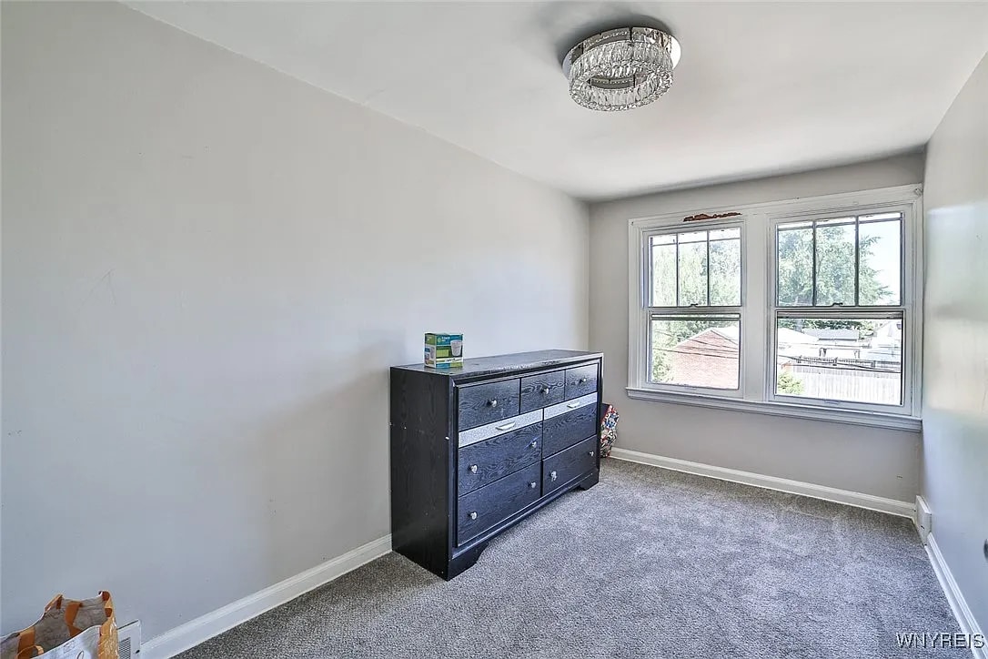 Building Photo - 660 Cleveland Dr