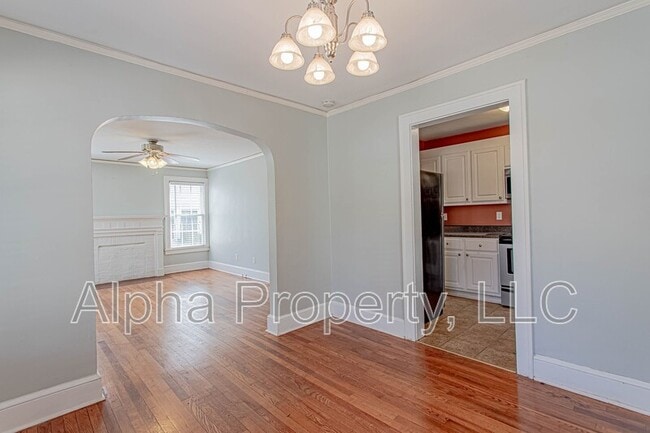 Building Photo - 14 Skyland Dr