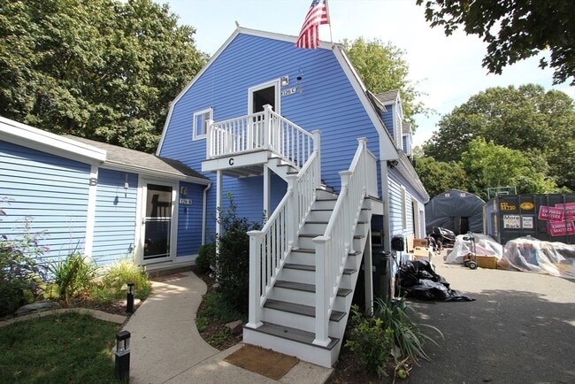 Primary Photo - 126 Washington St