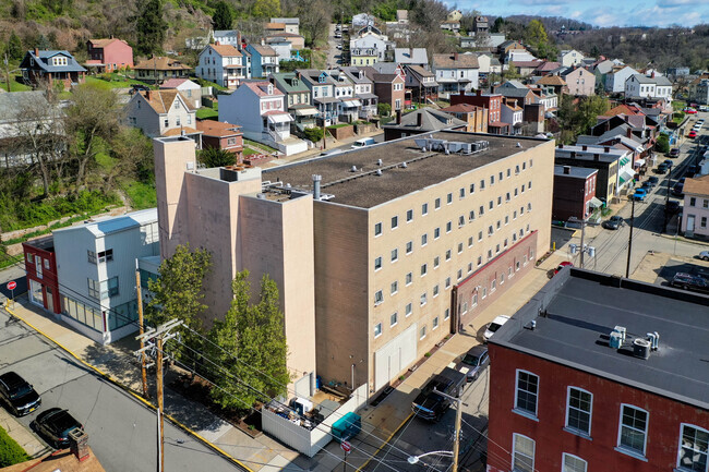 Building Photo - Lloyd McBride Court