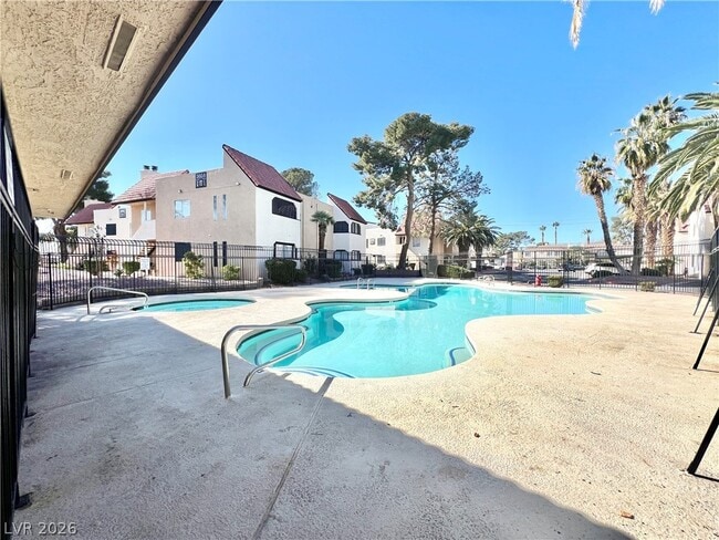 Building Photo - 5096 Spencer St