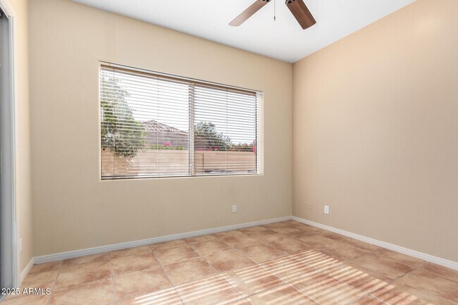 Building Photo - 11627 E Bella Vista Dr