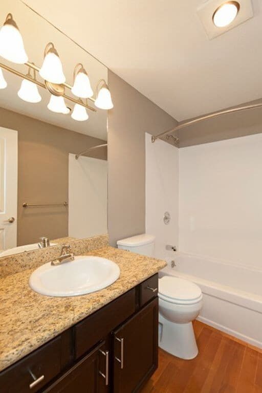 Building Photo - 3 bedroom, 1.5 bath Rambler Located at the...