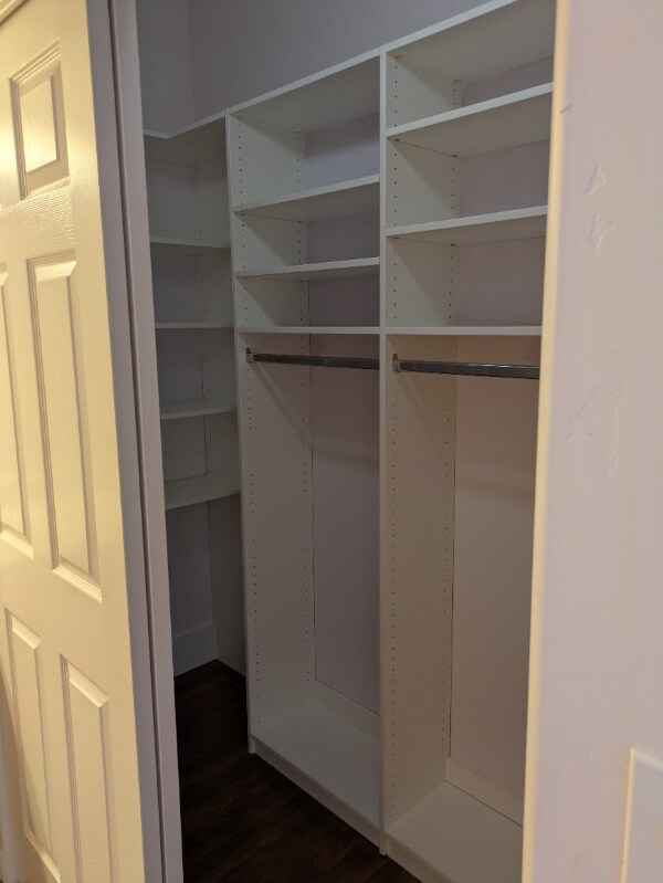 Building Photo - 1591 Roseanna Dr