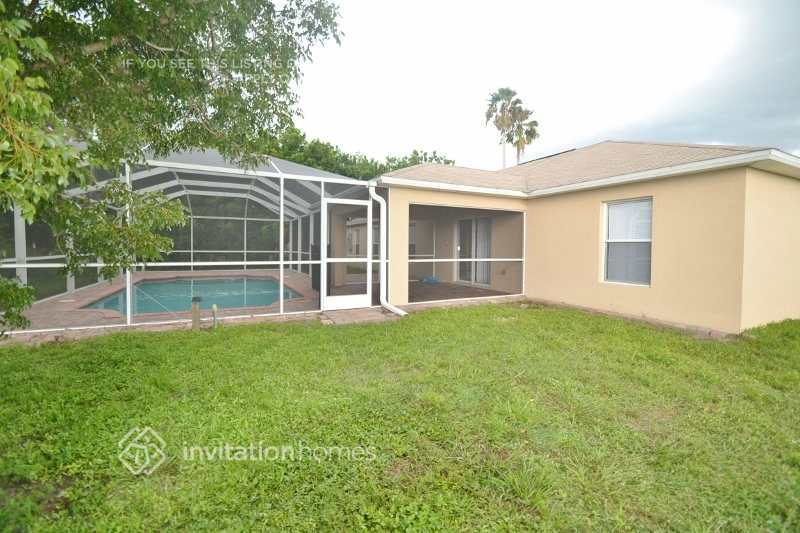 Building Photo - 1121 SW 4th Ln