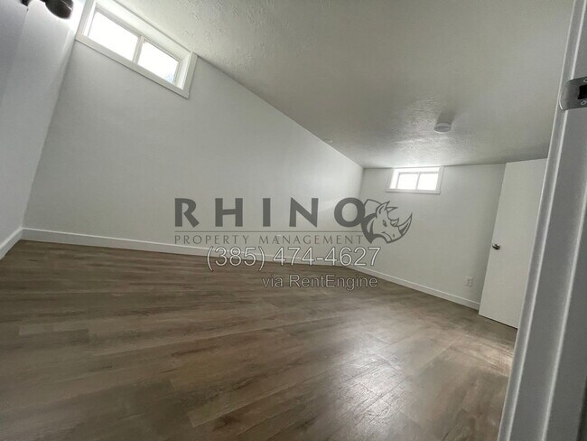 Building Photo - 2583 S 700 E