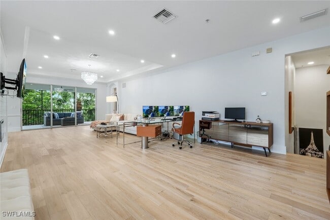 Building Photo - 12858 Carrington Cir