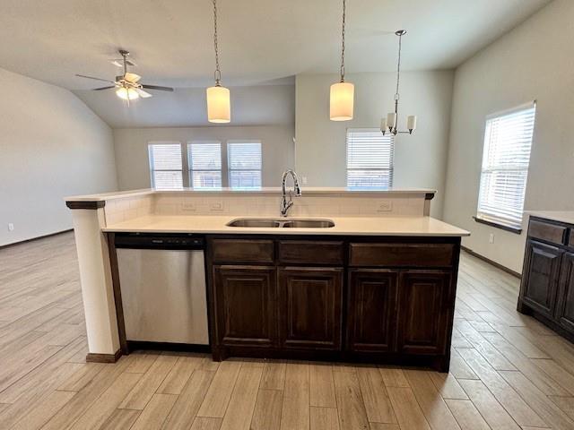 Building Photo - 223 Park Pl