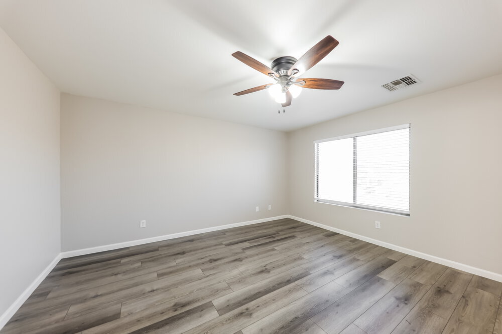 Building Photo - 11830 W Avenida Del Sol