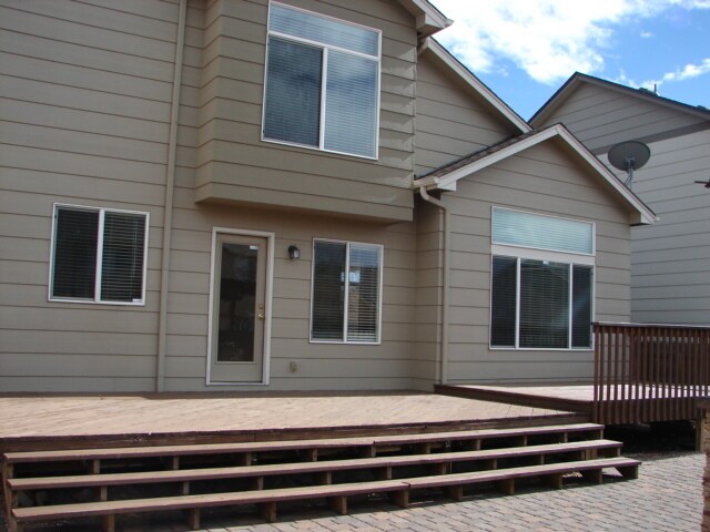Building Photo - 7261 Grand Prairie Dr