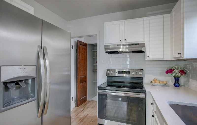 Building Photo - 2440 N Gaylord St