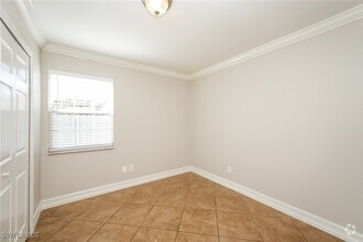 Building Photo - 984 Jolly Rd