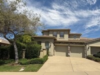 Building Photo - 1014 Gamay Dr