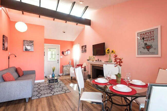 Primary Photo - 2205 Spring Creek Dr