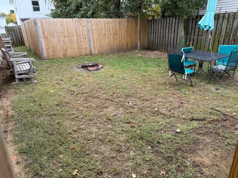 Building Photo - 1917 2nd St