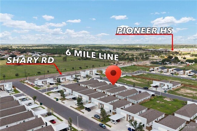 Building Photo - 14 Ozark Ave