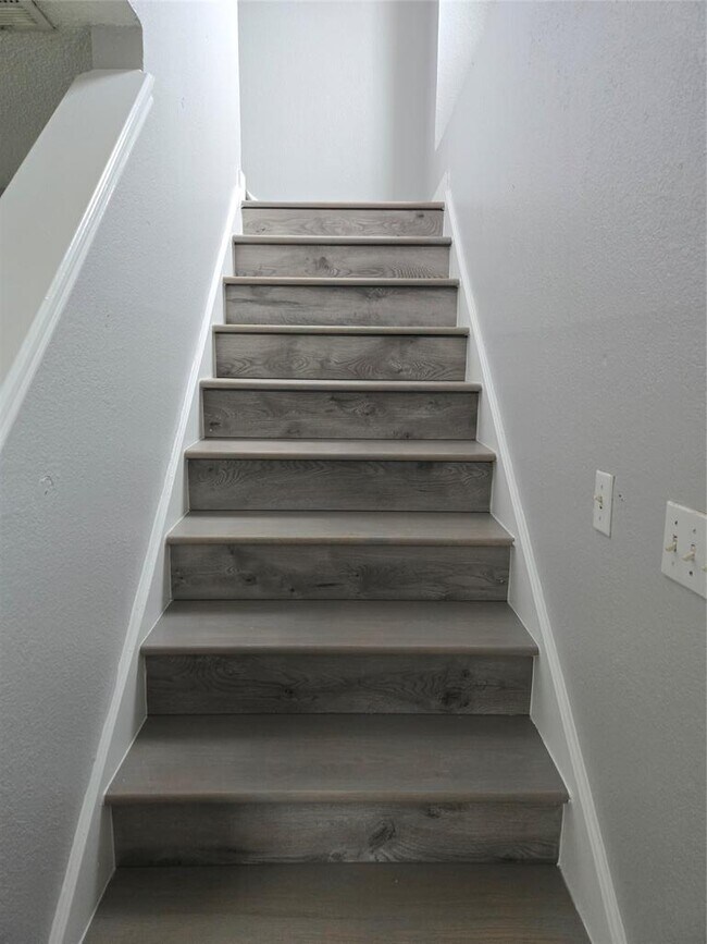 Building Photo - 10001 Parliament House Rd