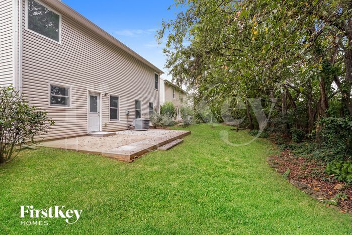 Building Photo - 322 Elderberry Way