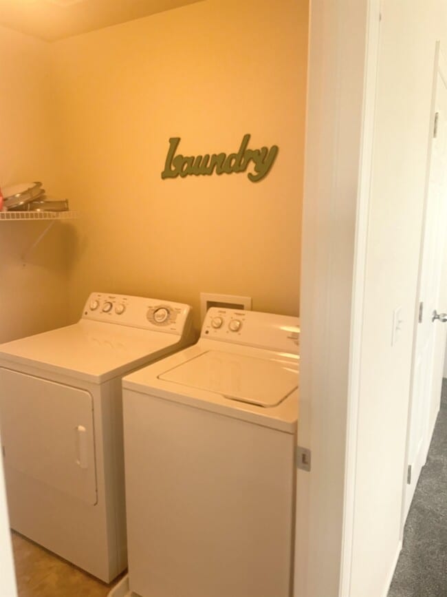 Building Photo - 12783 Leyden St