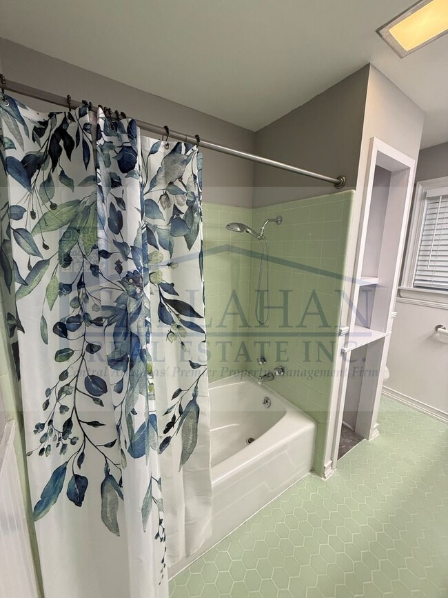 Building Photo - Little Rock 3 Bedroom Home