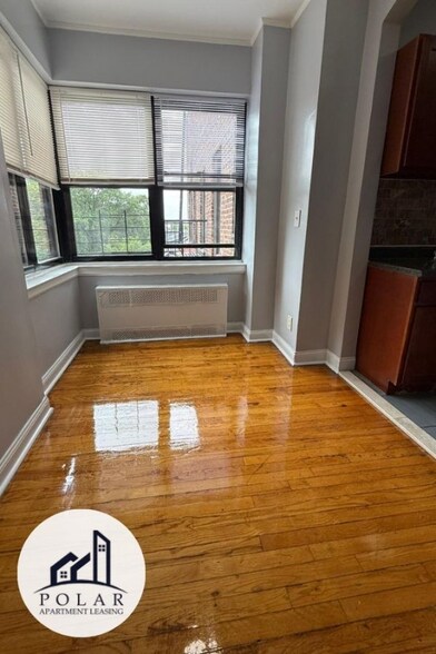 Primary Photo - 7 Chestnut St
