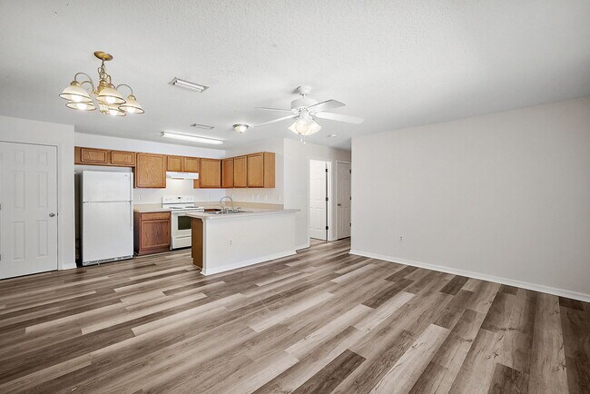 Building Photo - 517 Paulling Dr