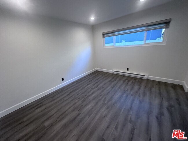 Building Photo - 2228 20th St