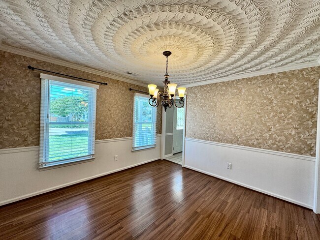 Building Photo - 2309 Cornstalk Ct