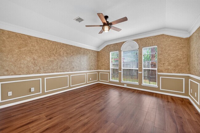 Building Photo - 307 Roans Prairie Ln