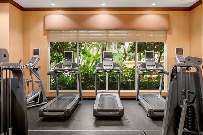 Building Photo - 510 NW 84th Ave